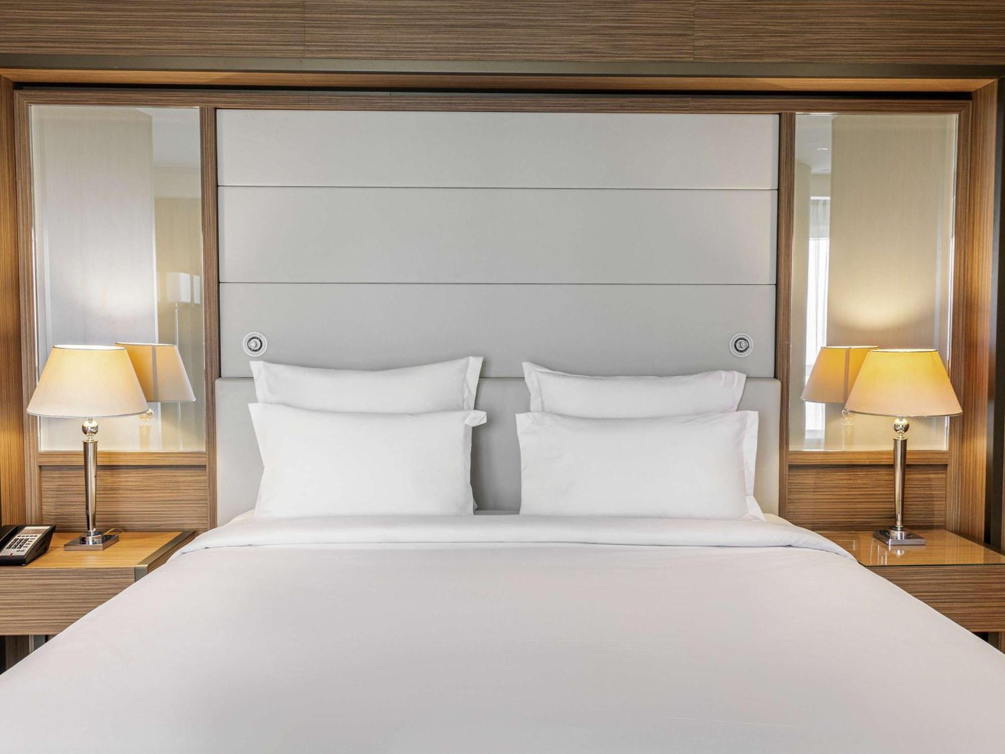 Hotel Oran Bay Managed By Accor Экстерьер фото