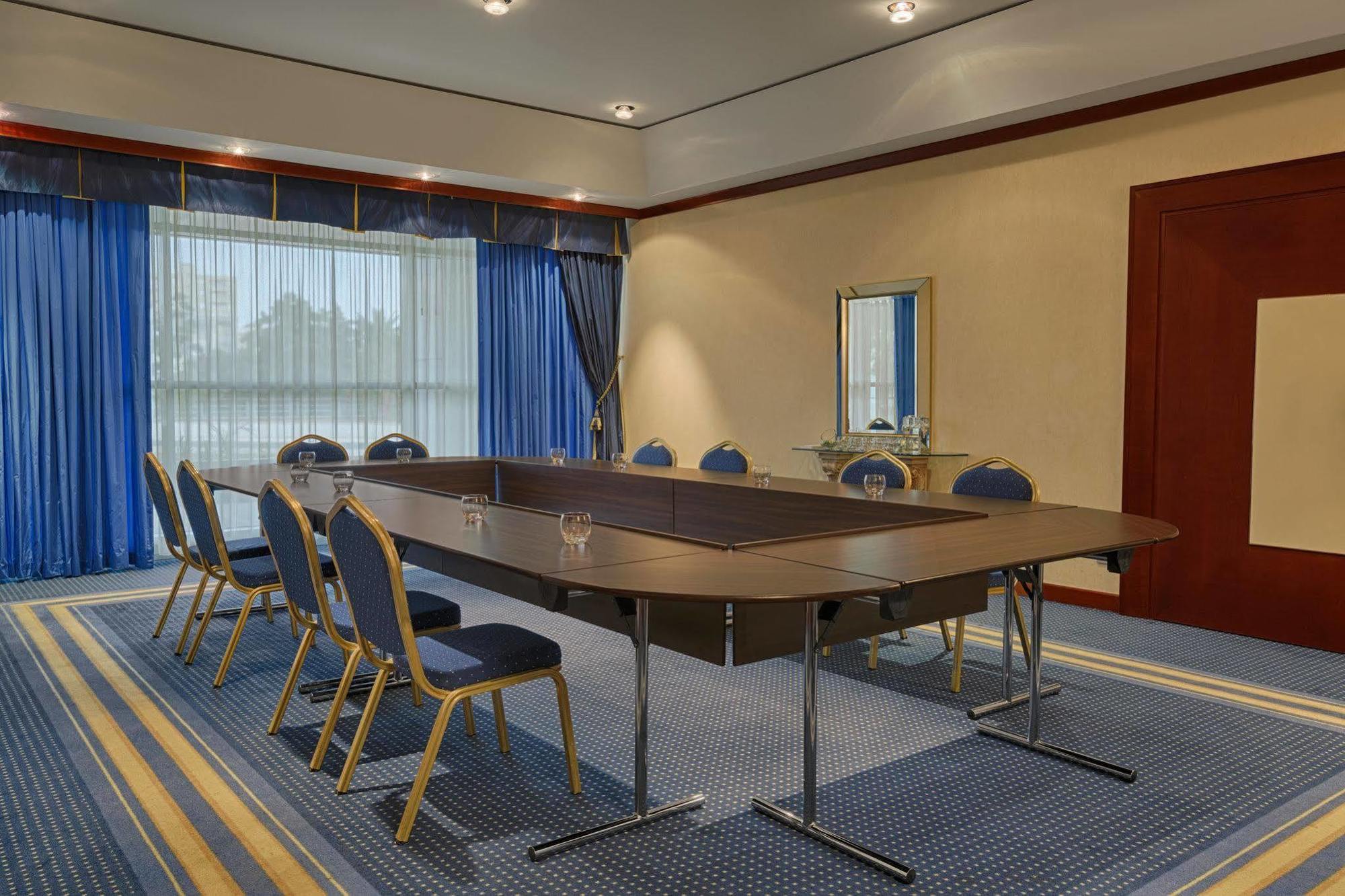 Hotel Oran Bay Managed By Accor Экстерьер фото